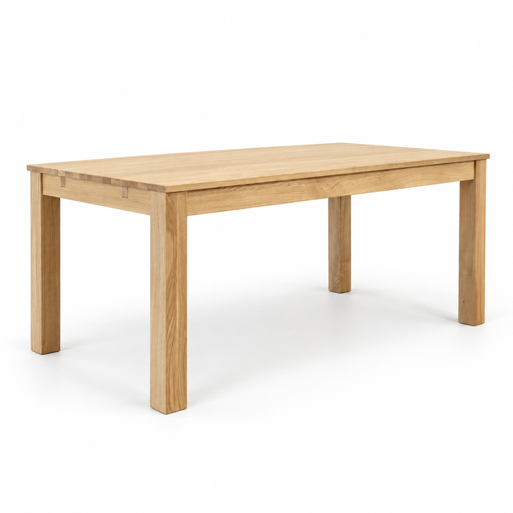 SHEPIT | שולחן אוכל מעץ אלון מלא